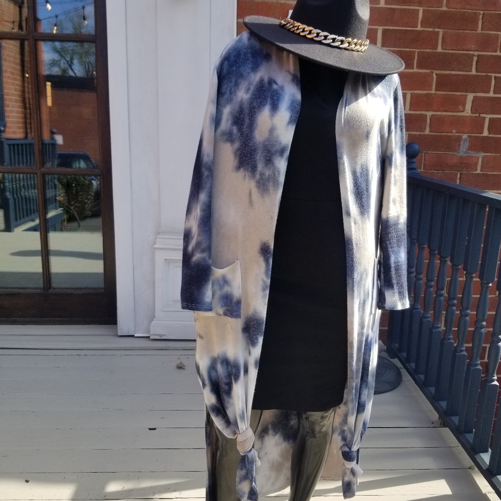 Blue Tie Dye Duster with Pockets & Side Slits - Picture 5 of 13